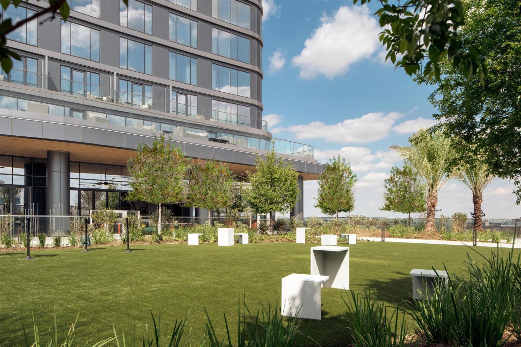 Thompson Houston, By Hyatt Hotel Exterior photo